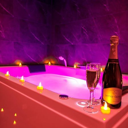 Spa & Detente - Suite Privee - Tours - Netflix Eksteriør bilde