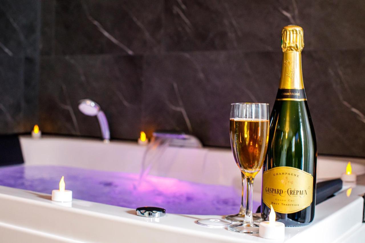 Spa & Detente - Suite Privee - Tours - Netflix Eksteriør bilde